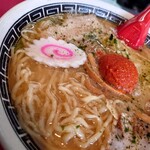 赤湯ラーメン 龍上海 - 麺