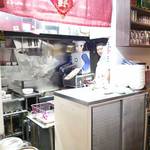 刀削麺荘 唐家 錦糸町店 - 刀削麺ロボ。