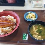 すき家 - うな丼並。おしんこセット。