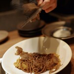 燒肉Ushigoro 新宿三丁目店 - 和牛松露炒麵
