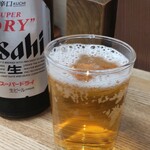 Yakitori Miyake - まずは瓶ビールで乾杯 (アサヒスーパードライ) ¥580