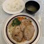ファミリーレストラン コクリコ - ランチセット ポークジンジャー(ライス・みそ汁・コーヒー付)¥970