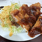 あけみ食堂 - 鶏モモ肉使用のチキンカツ