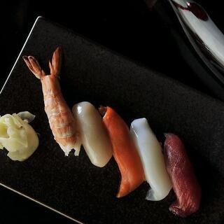 ブッフェアンドカフェ スロープサイドダイナー ザクロ