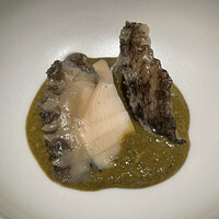 新宿御苑前 鮨らぼ  - 蒸し鮑と肝＆追いライス