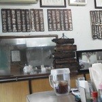 がんころ食堂 - 201307　がんころ　店内⇒（メニューがズラリ！