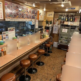Even if you are alone ◎The store has a mass atmosphere and anyone can feel free to come in.