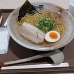 越後秘蔵麺 無尽蔵 - 鶏がら塩ラーメン