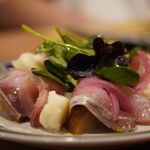 オステリア リトローヴォ ダンゴロ - 料理写真:本日の鮮魚とサラダ