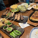 焼鳥・野菜巻き串・餃子 てしごと家 - 