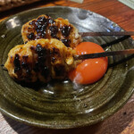 Nampu U - つくね本より、つくねタレ焼き蘭王のせ(２本)！　500円。