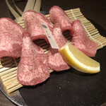 Sumibiyakiniku Torazou - 