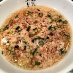 支那ソバ 小むろ - スープ割り