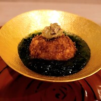 馬車道 大かわ - 毛ガニのコロッケ