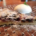 キノシタ - <'13/06/29撮影>デジュネ 1900円 のアメリカンチェリーのタルトとあんずのアイスクリーム