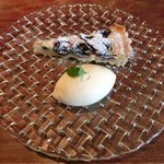 キノシタ - <'13/06/29撮影>デジュネ 1900円 のアメリカンチェリーのタルトとあんずのアイスクリーム