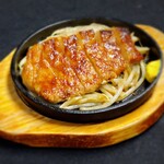 Special selection Teppanyaki pork loin set from 1012 yen including tax