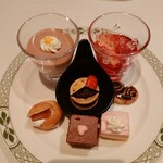 ロウリーズ・ザ・プライムリブ - 