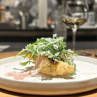 malca - ショウサイフグのフリット！春菊、Loveです。
                    これも好みー♪