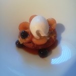 御影 ジュエンヌ - 焼きたてマドレーヌにさくらんぼ