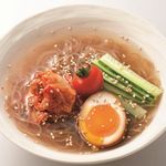 居心伝 - 韓国冷麺・ベーコンポテトピザ