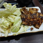 バラ肉と手揉みキャベツアップ