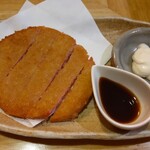 鍋と肴と酒 いいち - 昭和のハムカツ