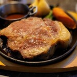 GOOD EAT TABLE & STANDARD BAR - ポークステーキランチ(450g)