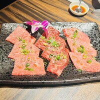 大徳壽 関内本店 - 特上カルビ&上ハラミ&ミスジ
