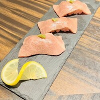 大徳壽 関内本店 - 大トロザブトンにぎり
