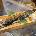 Charcoal-grilled fatty mackerel