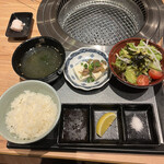 Ushikei - 前菜やスープ