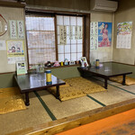 ふじのや食堂 - 座敷も渋い(๑˃̵ᴗ˂̵)