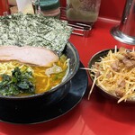 王道家直系 IEKEI TOKYO - 【再訪】ラーメン＋海苔＋ネギ丼赤