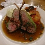 ラ ペッシュ - 仔羊のロースト、パセリ風味