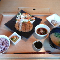 やさい家めい ルミネ横浜店 - ランチ　キャベツメンチカツ定食