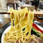 Paimen - 太麺　麺リフト