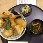 鰻・天ぷら割烹 萬木 - 天丼
