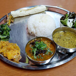 Solti HALAL KHAJA - Dal Bhat Tarkari Set スクティセット 1200円だよ