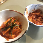 焼肉宝来軒 - 長芋と白菜キムチ！