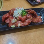 炭火焼肉 牛和鹿 - 漬け込みカルビ200グラム