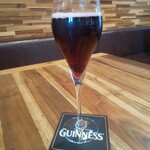 スペイン炭火焼 バルバロ - スパークリングワイン（赤）