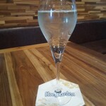 スペイン炭火焼 バルバロ - スパークリングワイン（白）