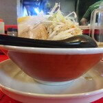 らーめん孝一郎 - ネギ味噌コウジロウ(中) 横から