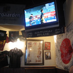 ザ ブローズリー - このモニターを見ながら盛り上がります！　（注）画面は卓球