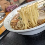 亀山トラックステーション  - 麺リフト