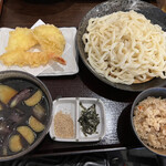 武蔵野うどん じんこ - 