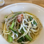 ジリーニ・リザイア - しらすと小松菜のオリーブオイルソース