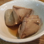 くつろぎ亭ひこべえ  - サービスで出てきたマグロの子の煮付け　旧店舗