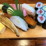 仁王寿司 - 握り寿司（中）